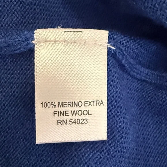 Banana Republic Men's Blue 100% Extra Fine Merino Wool Sweater - Picture 6 of 7